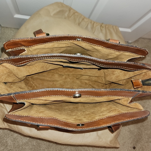 Patricia Nash Folklore Artisan Lapila Tote, Large Brown Tooled Leather bag. - Picture 8 of 11